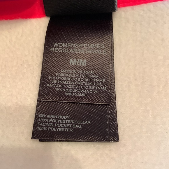 The North Face Women’s Jacket. - Picture 7 of 11